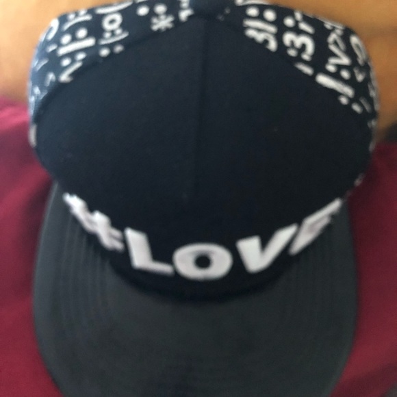 Unisex Cap #Love - Picture 2 of 6